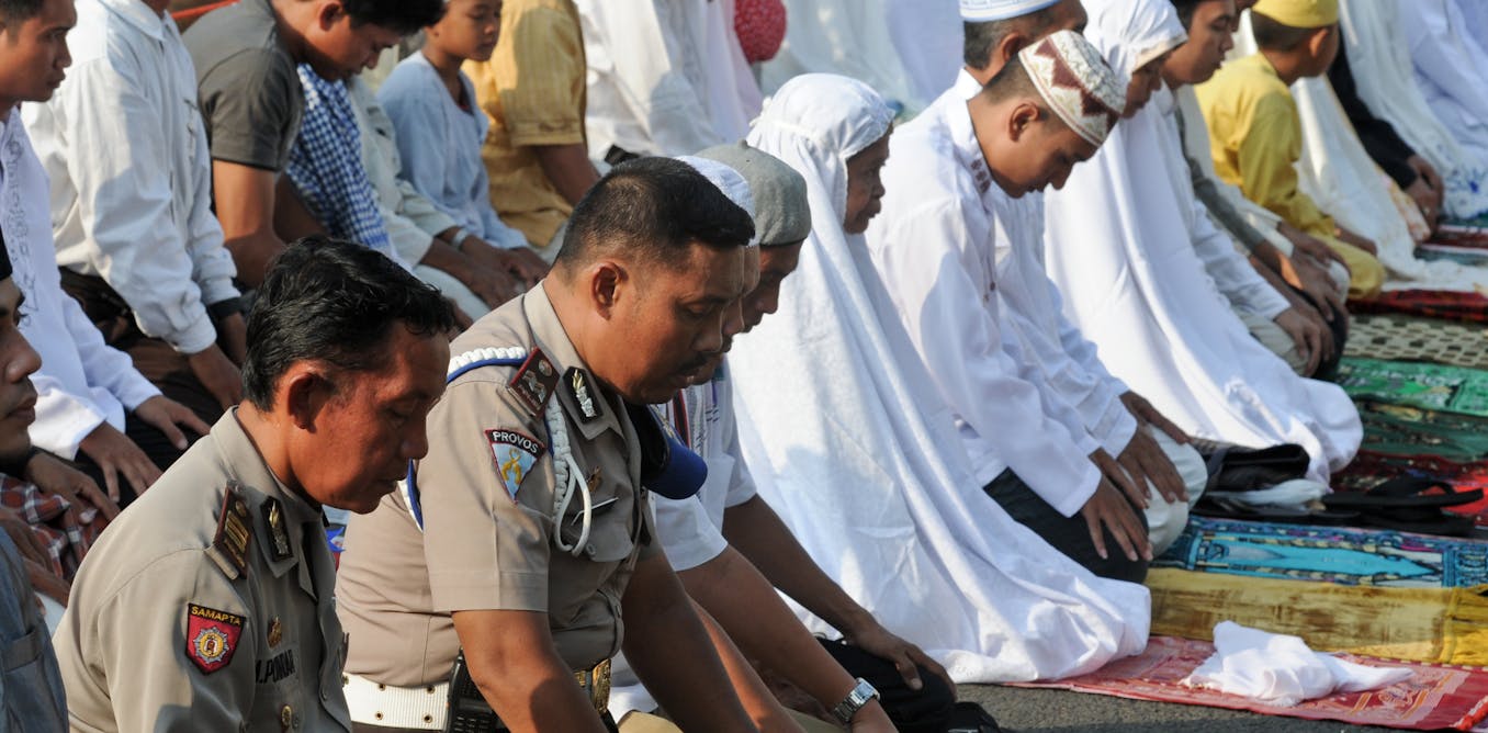 Индонезия мусульмане. Индонезийцы мусульмане. Мусульманство в Индонезии.