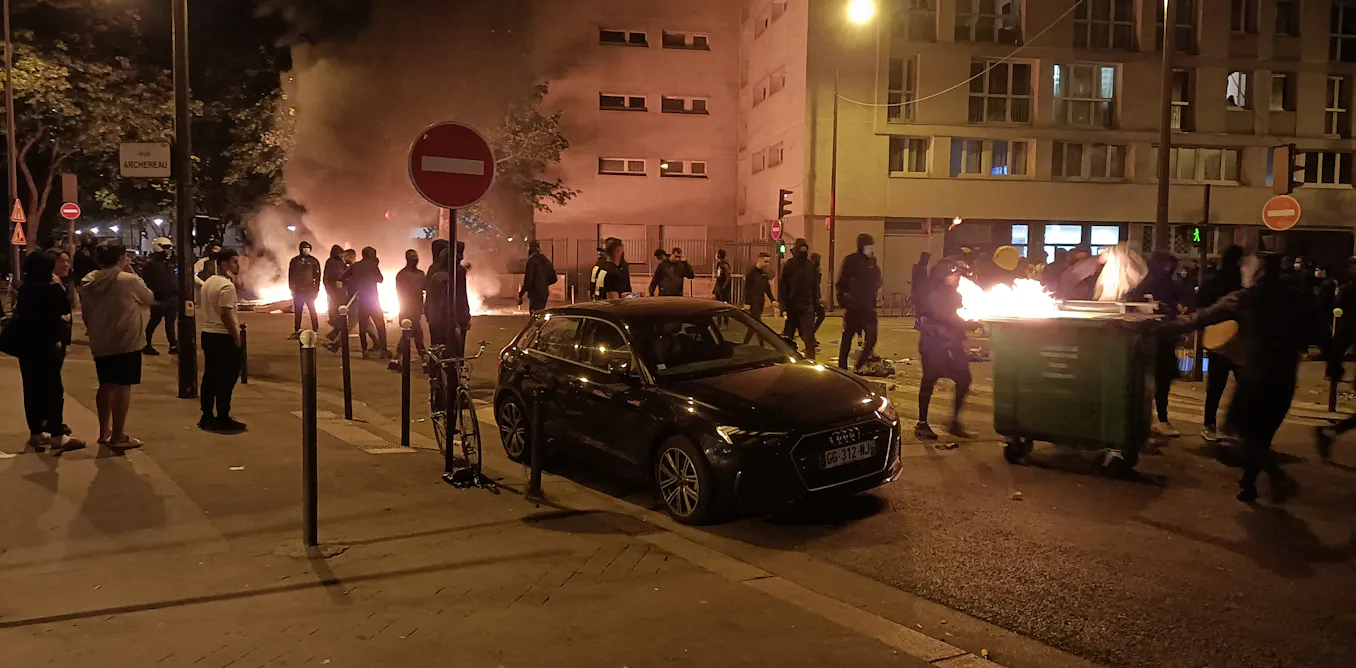 l’absurde au cœur des émeutes l’absurde au cœur des émeutes