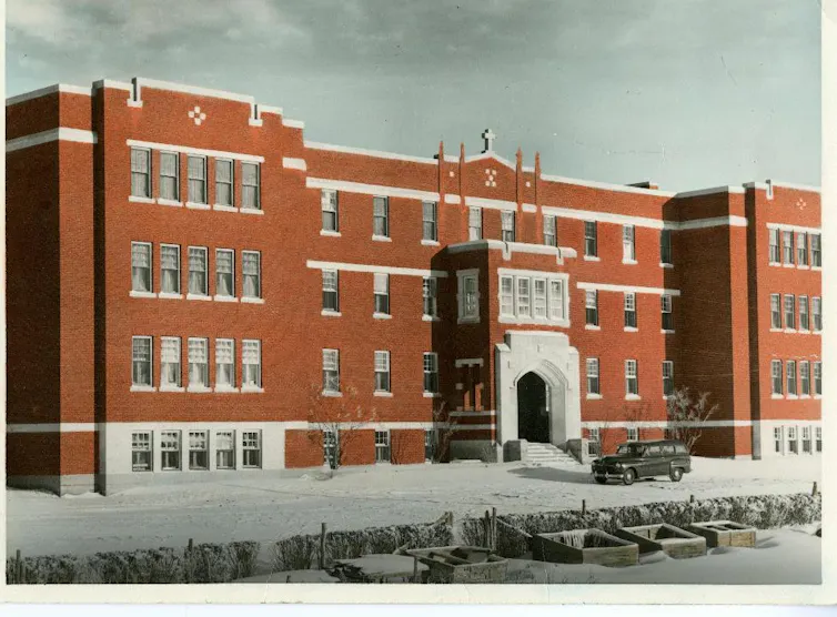https://archives.nctr.ca/05b-c005501-d0001-001