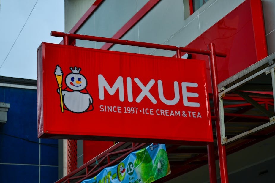 Mixue's signboard