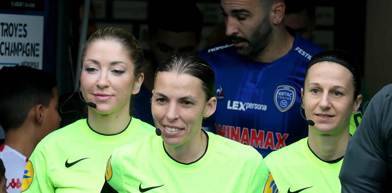 Où (en) sont les femmes arbitres de football en France ? Où (en) sont les femmes arbitres de football en France ?