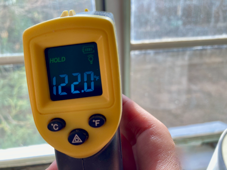 Setting the Thermostat Temperature to Low can be bad for you A/C