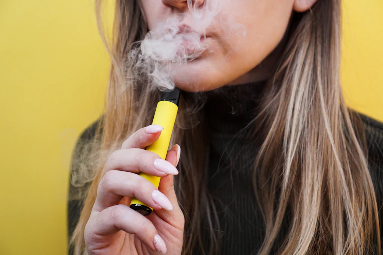 What's in vapes? Toxins, heavy metals, maybe radioactive polonium What's in vapes? Toxins, heavy metals, maybe radioactive polonium