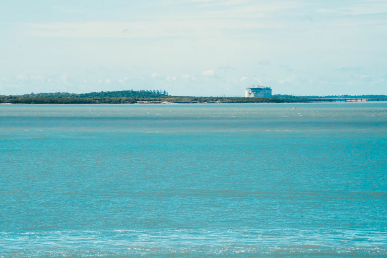 industrial facility harbour