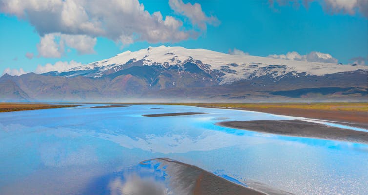 The Katla volcano covered by the Mýrdalsjökull glacier.