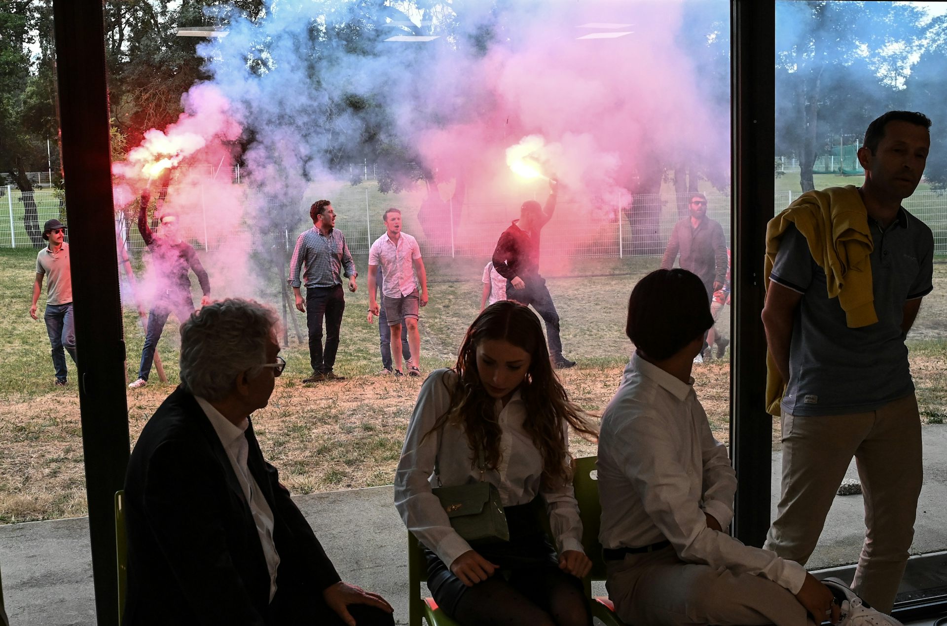 Comment les groupuscules d’extrême droite se recomposent après ...