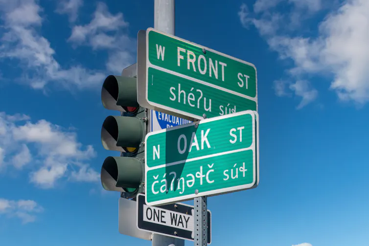 Los Angeles sign in English and Klallam as a way to honor the Lower Elwha Klallam Tribe.