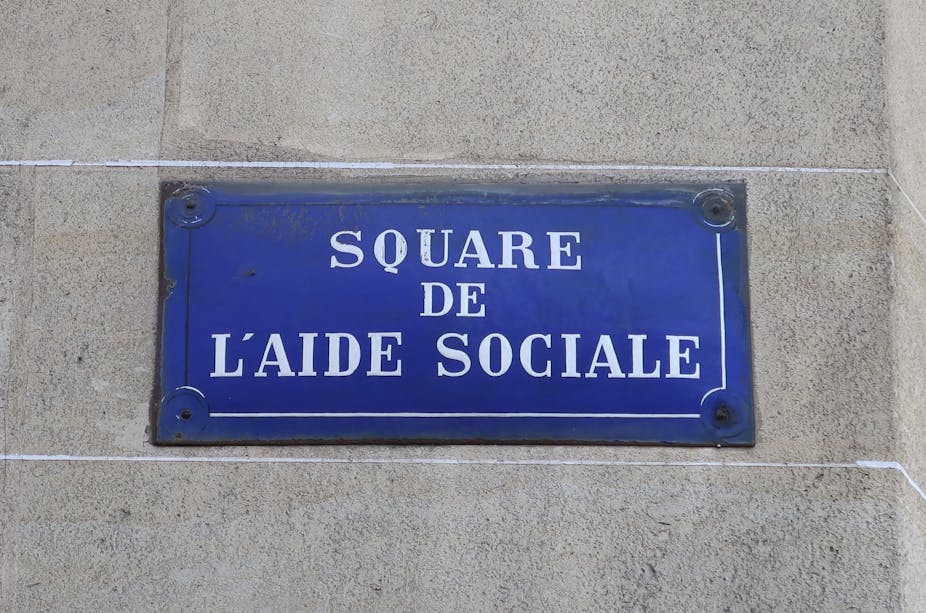 Plaque du square de l'Aide Sociale à Paris 14e