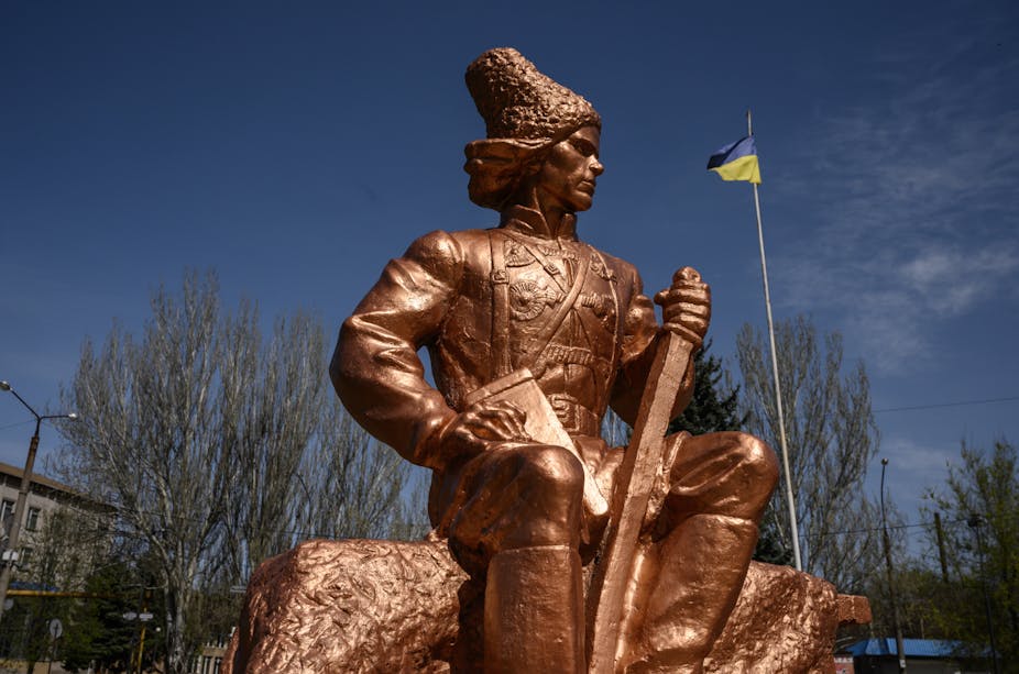 Statue de bronze représentant Nestor Makhno
