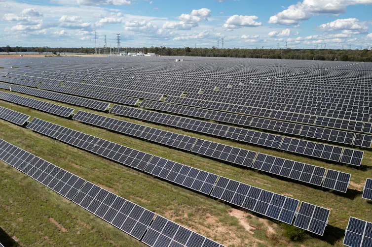 solar farm queensland
