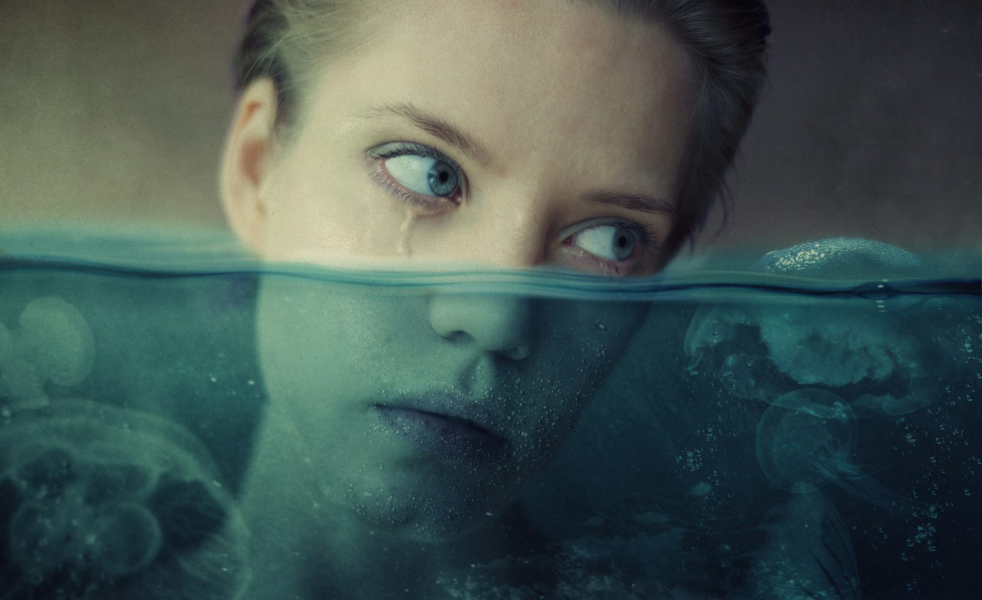 Bisakah kamu menangis di bawah air?