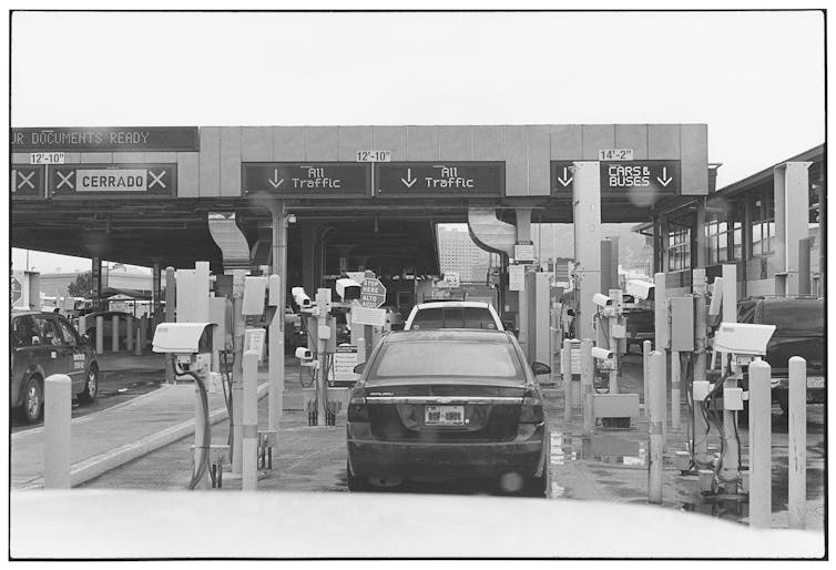 Perseverancia de la naturaleza, movimiento del agua, rigidez de las paredes: documentos de fotógrafo de Zoe Leonard y frontera mexicana de los Estados Unidos México 7 file 20230908 19 g91vwo.jpg?ixlib=rb 4.1