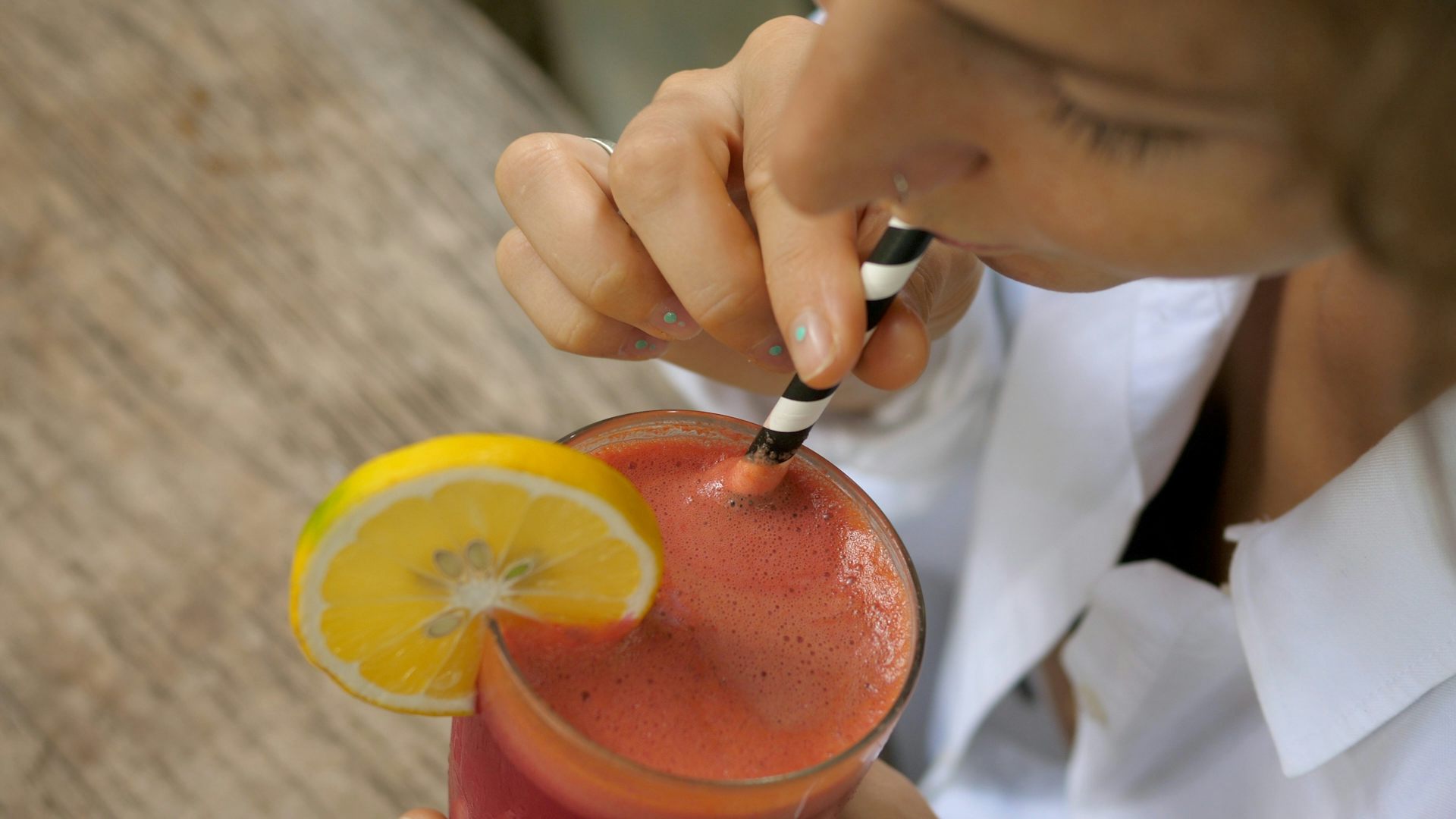 Sedotan ramah lingkungan mengandung bahan kimia yang berpotensi berbahaya, ancaman bagi manusia dan satwa liar