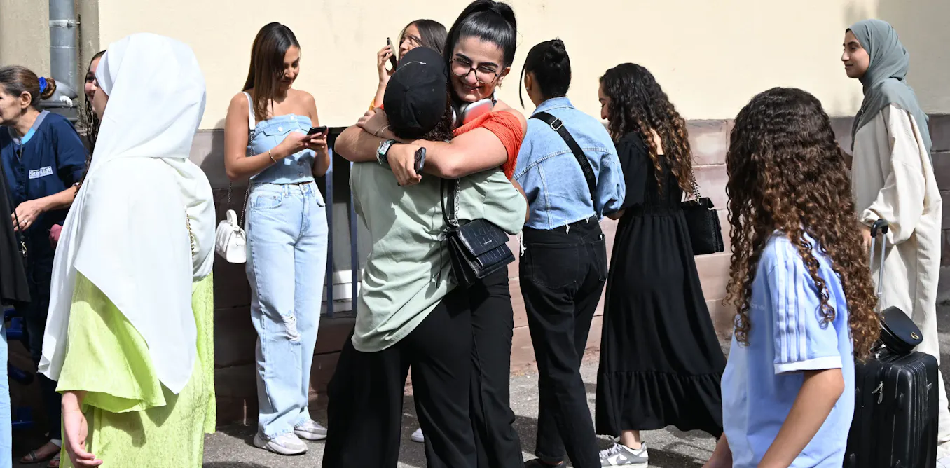 L’uniforme à l’école, reflet du clivage entre la droite et la gauche ? L’uniforme à l’école, reflet du clivage entre la droite et la gauche ?