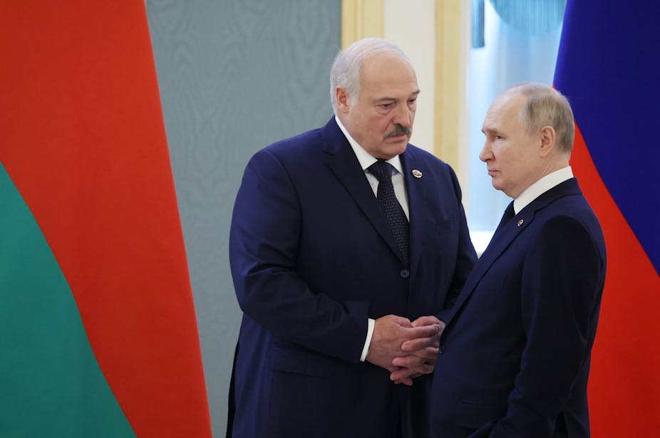 Alexandre Loukachenko en discussion avec Vladimir Poutine