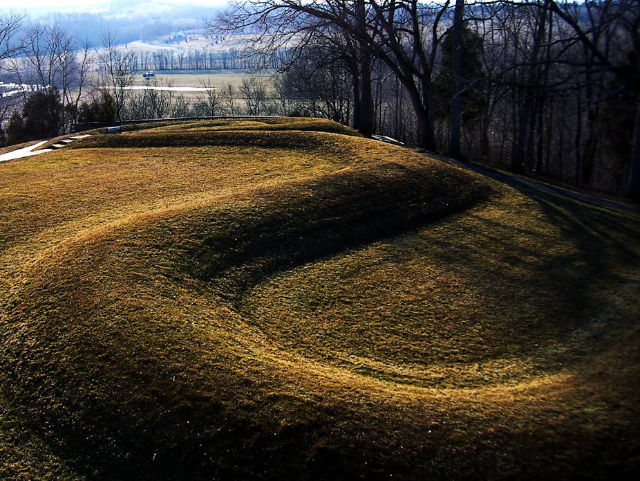 A park ground with a serpent-shaped mound.