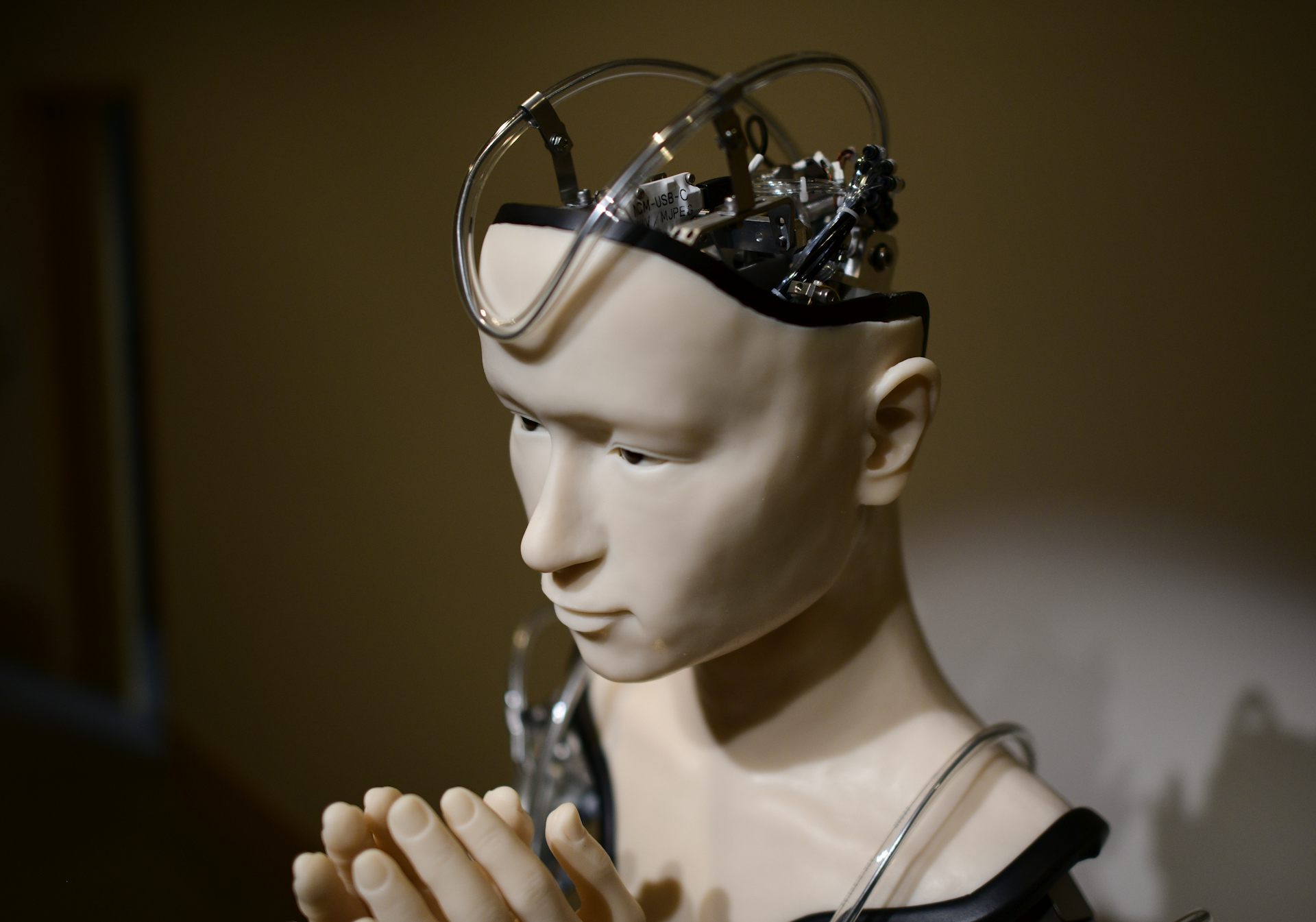 AI belum akan menggantikan menteri, pendeta maupun imam agama dalam waktu dekat