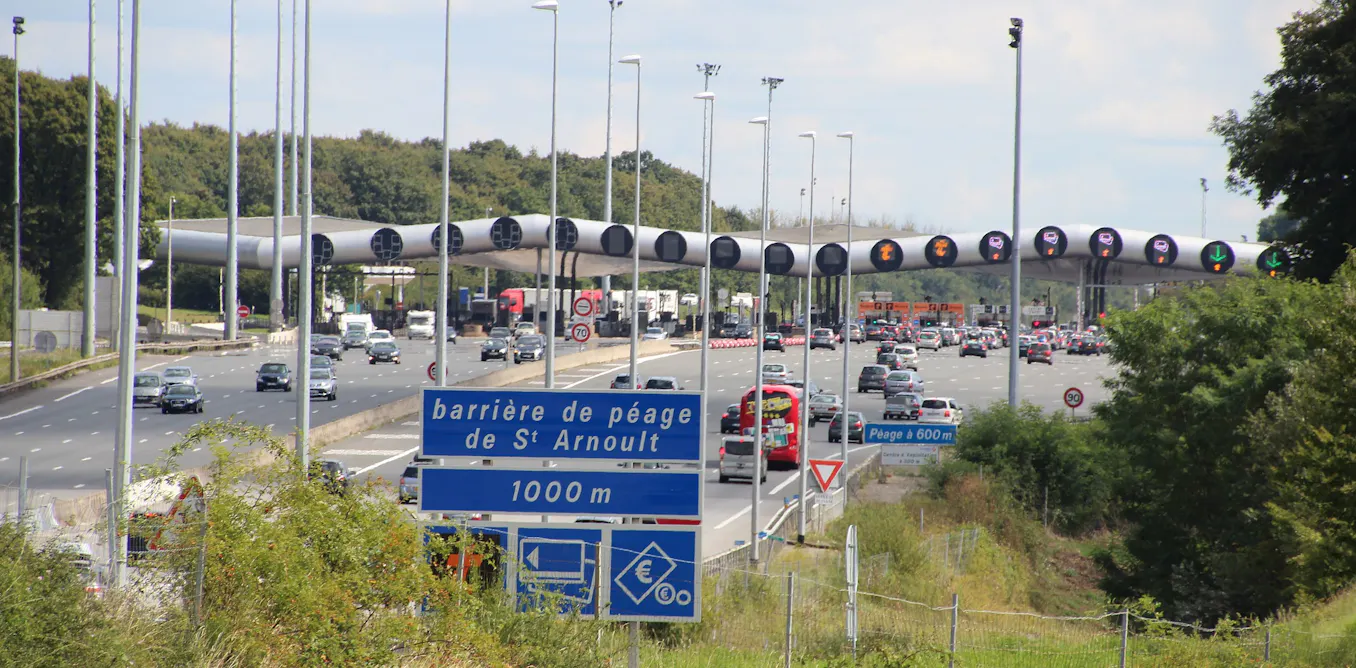 Les autoroutes françaises, du discours égalitaire aux réalités financières Les autoroutes françaises, du discours égalitaire aux réalités financières