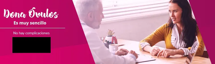 An advert in Spanish with a woman consulting a doctor. The advert is to persuade women to donate their eggs.