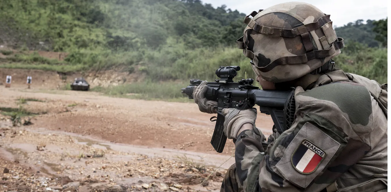 Le soldat, la forêt, le climat Le soldat, la forêt, le climat