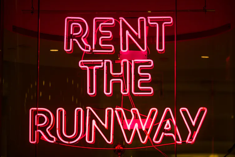 Enseigne de la marque Rent a Runway