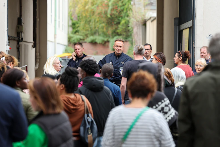 L'entrée du lycée Gambetta à Arras, vendredi 13 octobre 2023