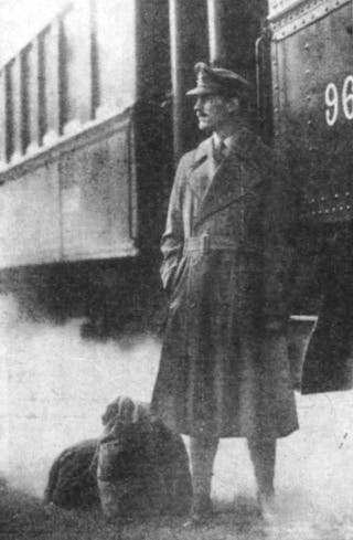 From The Somme To Catwalk Story Of Trench Coat The Story Of Trench Coat, History Of The Trench Coat Mafia
