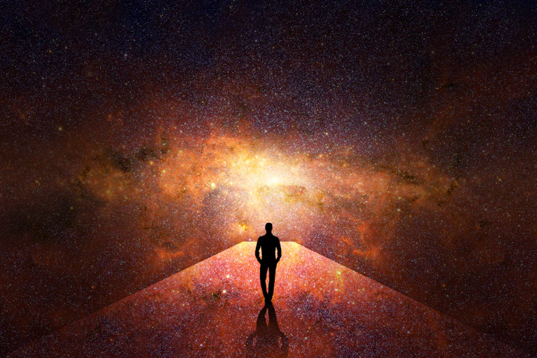 Illustration d'homme marchant vers l'infini.