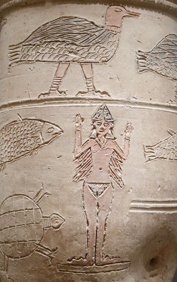 Ishtar em um vaso mantido no Louvre. Marie-Lan Nguyen/Wikimedia Commons, CC BY