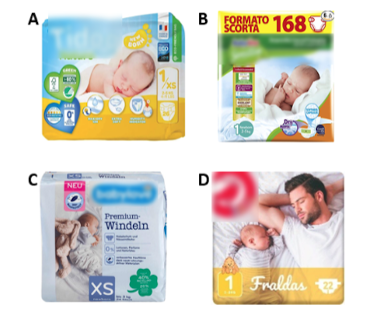 Quatre paquets de couches pour bébé montrent des photos de nourrissons dans des positions non conformes aux recommandations pour prévenir la mort subite du nourrisson.