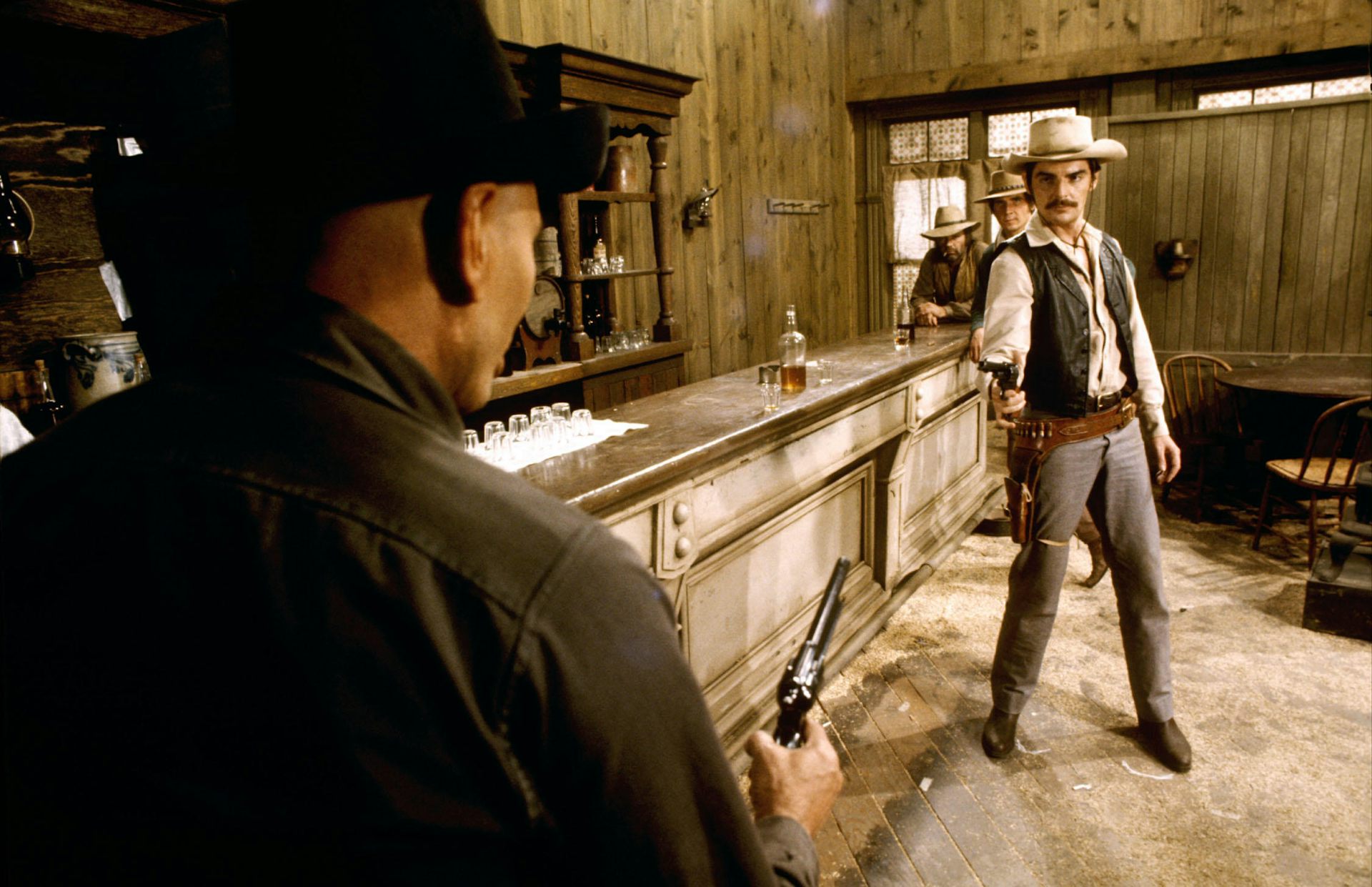 Yul Brynner as The Gunslinger, and Richard Benjamin as Peter Martin.