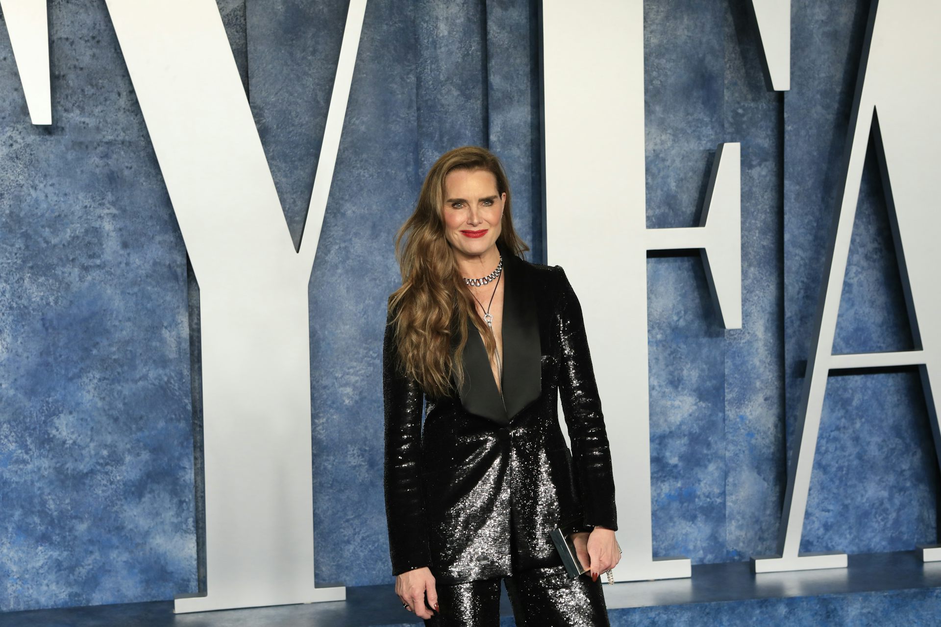Brooke Shields poses on the Vanity Fair red carpet.