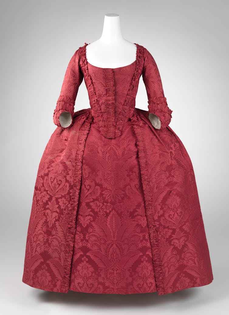 The _robe à l’anglaise_ was tighter fitting than its French counterpart.