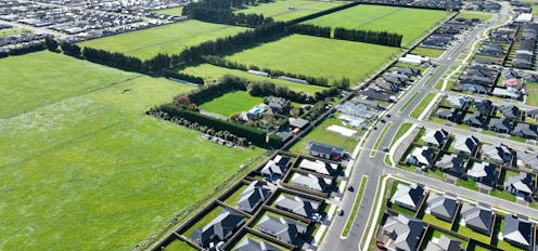 Growing NZ cities eat up fertile land – but housing and food production can co-exist