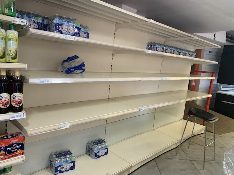Rayon vide d’un magasin de Mayotte