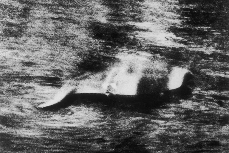 Hugh Gray's photo of the Loch Ness Monster