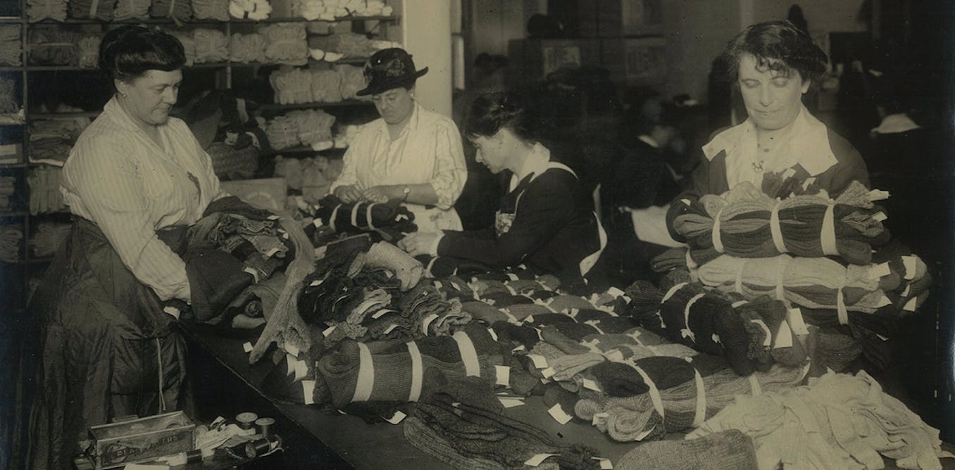 One million pairs of socks: knitting for victory in the first world war