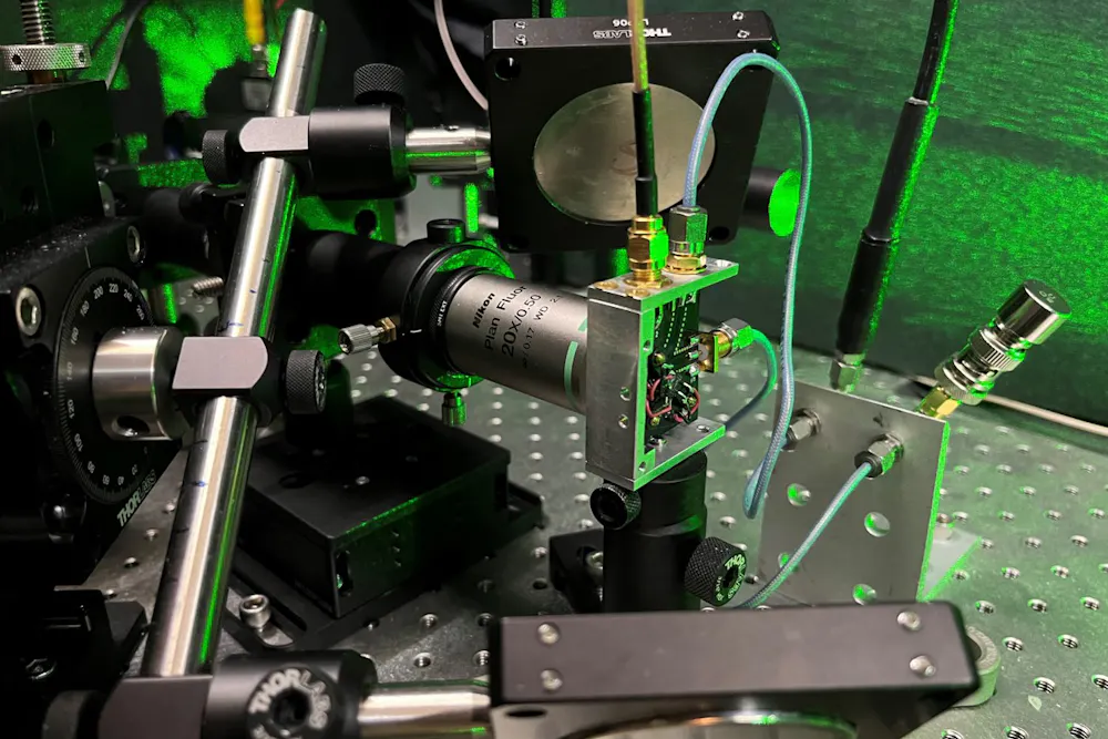 Quantum Magnifiers What Is Quantum Advantage? The Moment Extremely Powerful Quantum ...