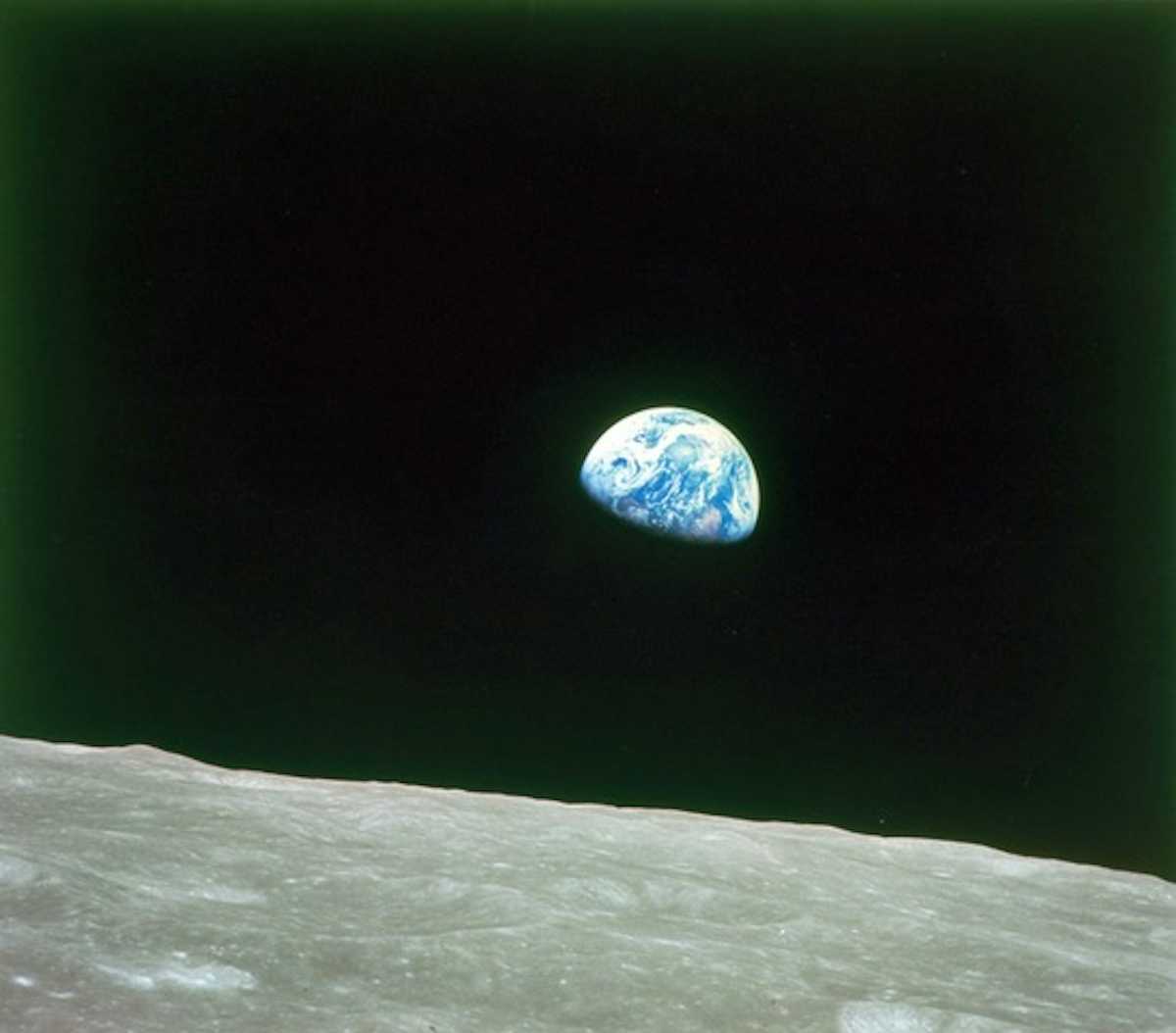 Earthrise: historian uncovers the true origins of the ‘image of the ...