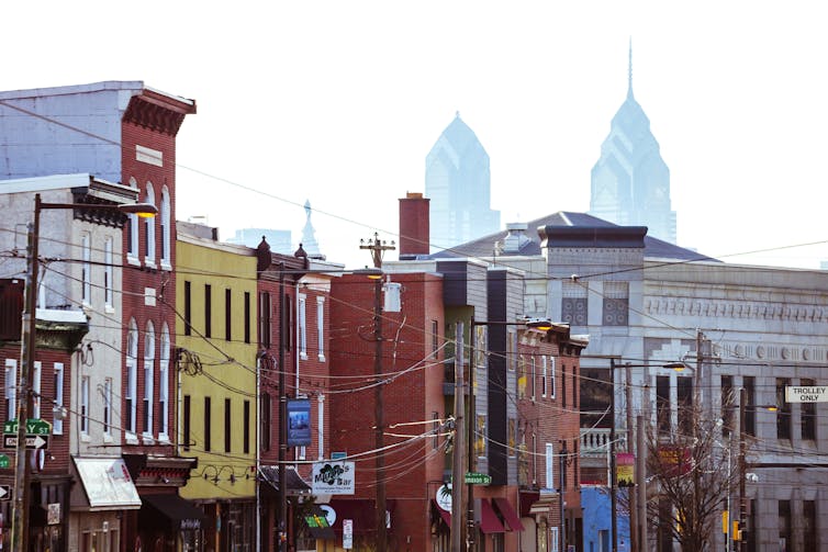 Rowhomes with Philadelphia skyline in background