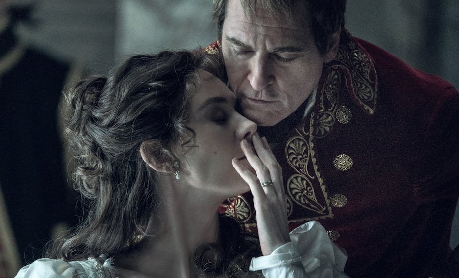 Vanessa Kirby and Joaquin Phoenix as Josephine and Napoleon. 