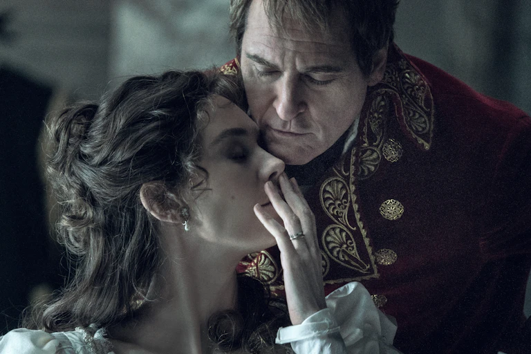 Vanessa Kirby and Joaquin Phoenix as Josephine and Napoleon.