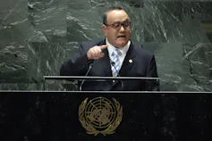Le président du Guatemala Alejandro Giammattei au micro à l’ONU