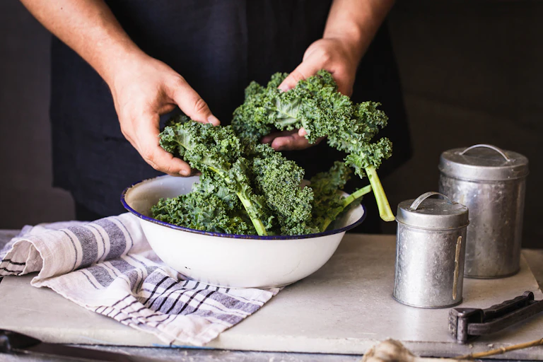 kale dans un bol