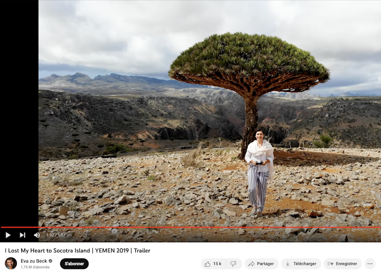 Ces dernières années, Socotra est devenue une destination touristique de plus en plus populaire, comme en témoigne par exemple cette vidéo de l’influenceuse voyage Eva zu Beck à Socotra