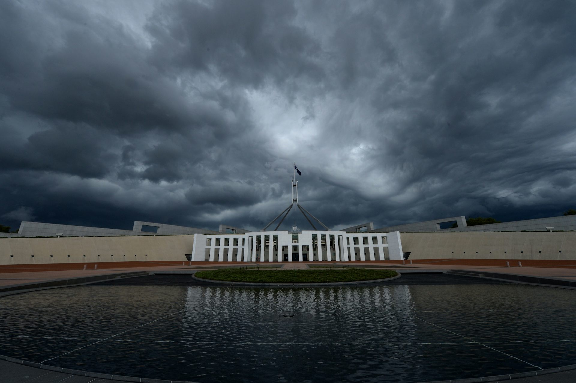 Storm clouds ahead: scandals that have rocked Australian politics - Vimarsana News