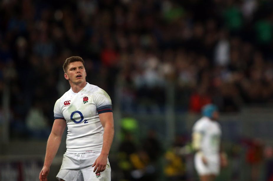 Owen Farrell playing a game of rugby.