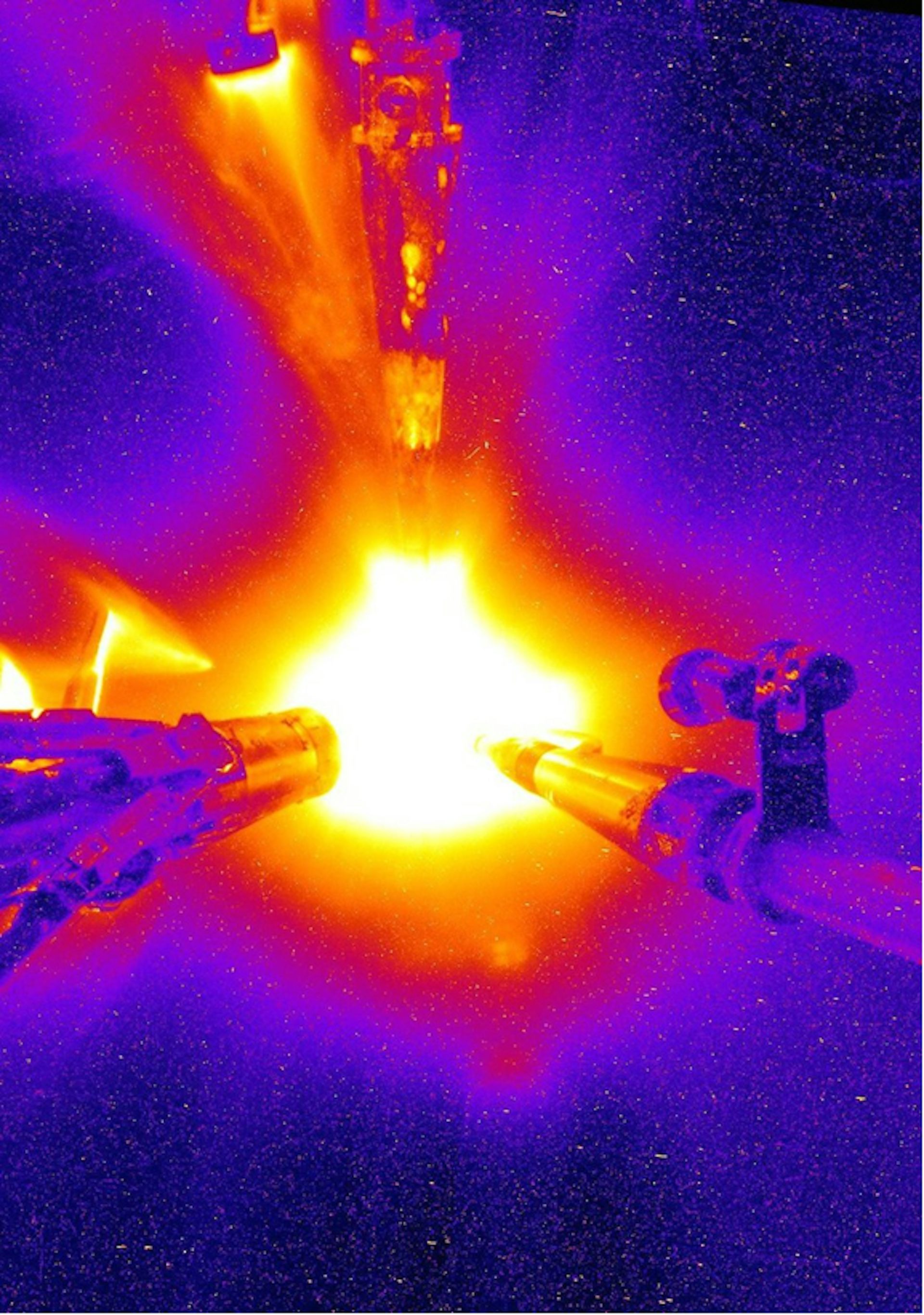 Lasers parecem produzir uma explosão colorida