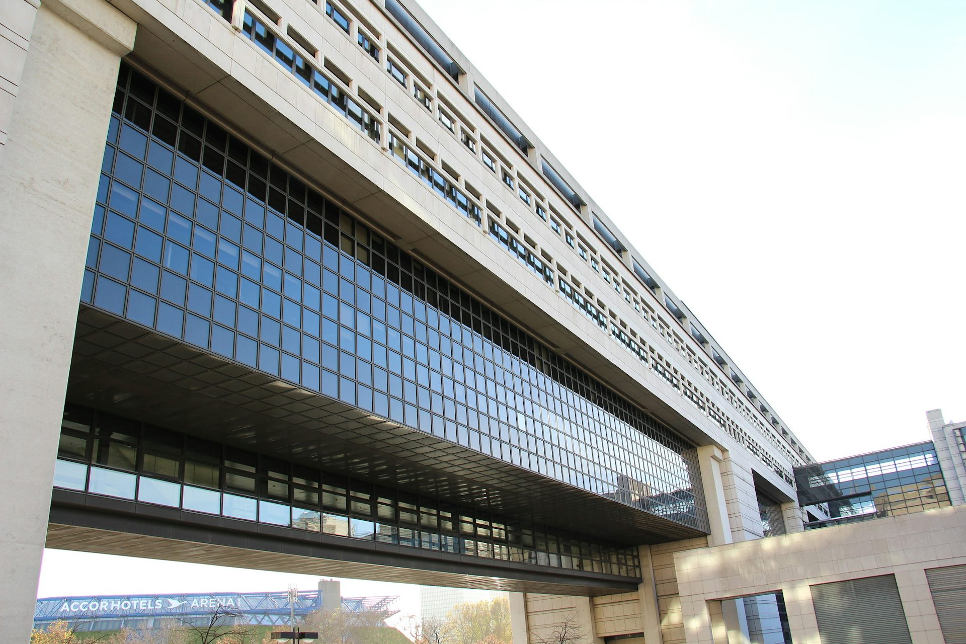 Vue du ministère de l’Économie dans le quartier de Bercy à Paris