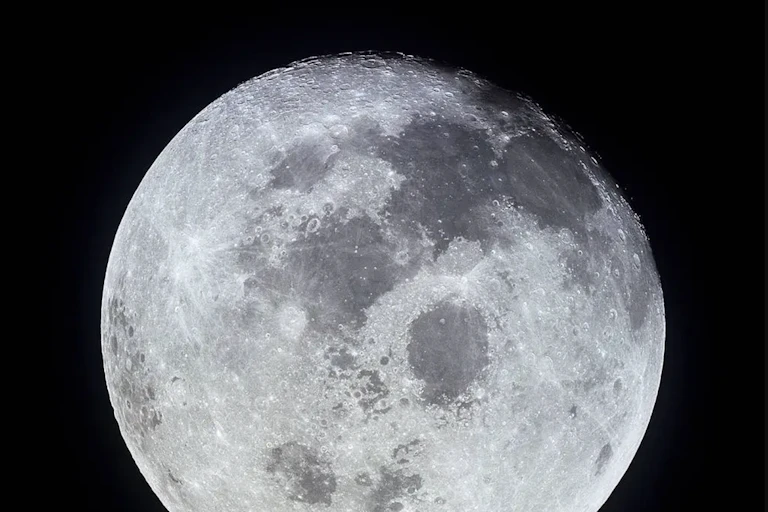Image of the Moon.